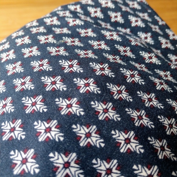 Ankle-length Patterned Slacks - Picture 3 of 3